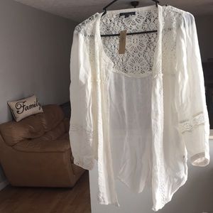 American Eagle Button Up